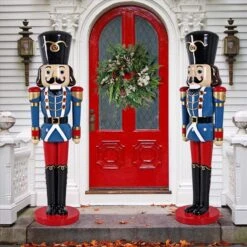 6 FT Blue & Red Nutcracker