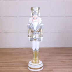6 FT Celline Nutcracker