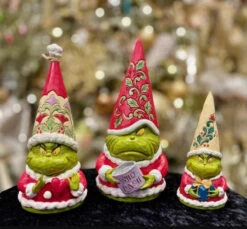 The Grinch 6" Gnome Holding Presents -The Christmas Palace Store 2839929638b 75ee1b2d 1083 4920 b90b 578fea0b14a9